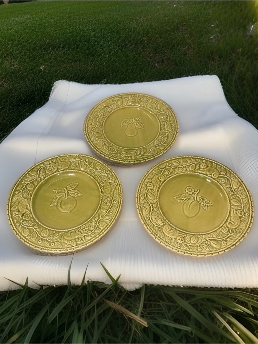 3 Bordallo Pinheiro Portugal 8" Green Plates Jay Willfred Andrea By Sedak